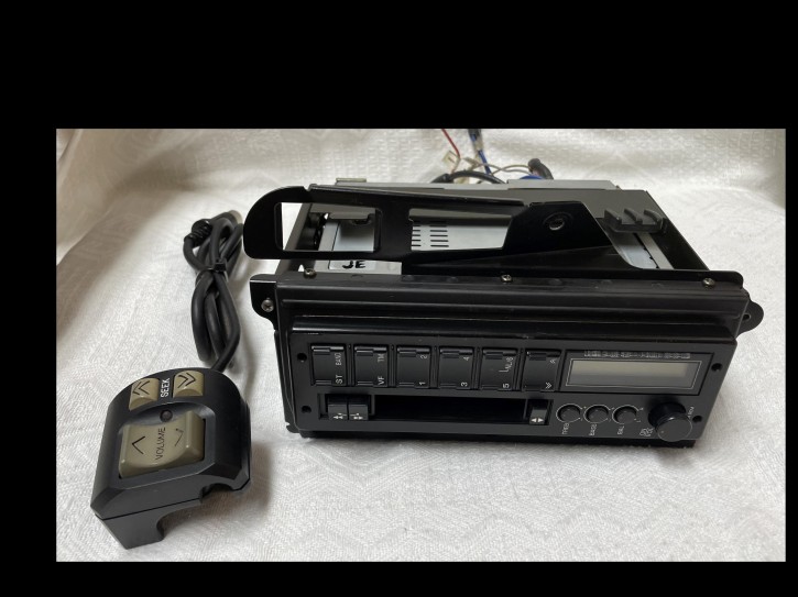 Clarion BMW Radio PU-9203 R1100RT-##016832