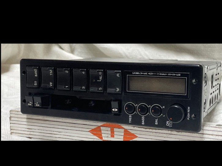 Clarion BMW Radio PU-9203 R1100RT #0005510
