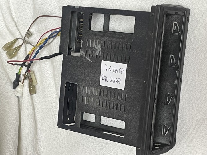 Einbauschacht für Clarion BMW Radio PU-9203A R1100RT