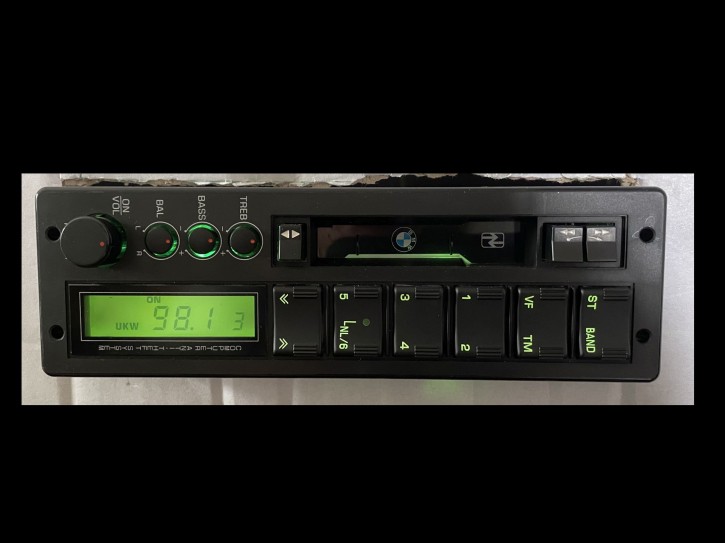 Clarion BMW Radio PU-9203 R1100RT #0009626
