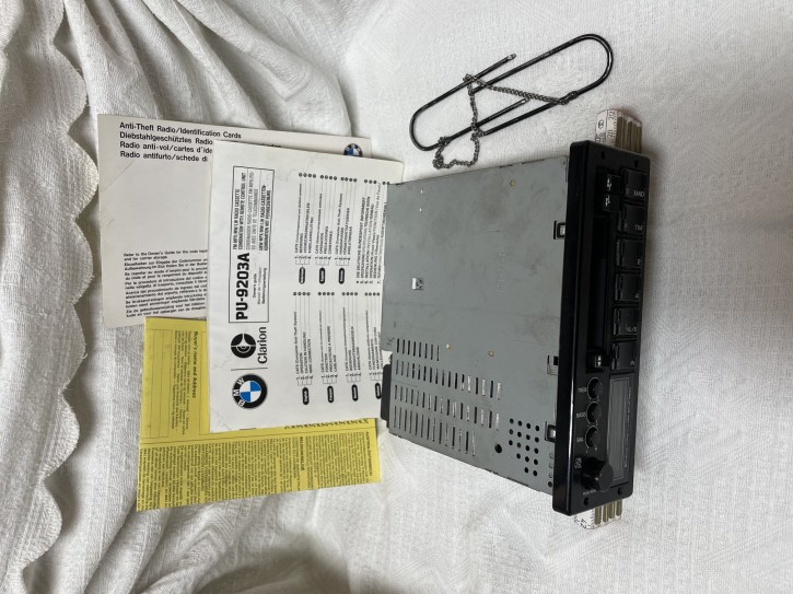 Clarion BMW Radio PU-9203 K1100LT #0006645
