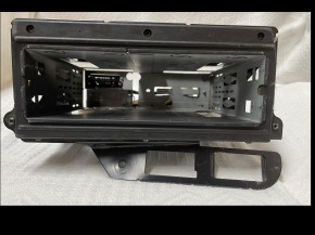 Einbauschacht für Clarion BMW Radio PU-9203A